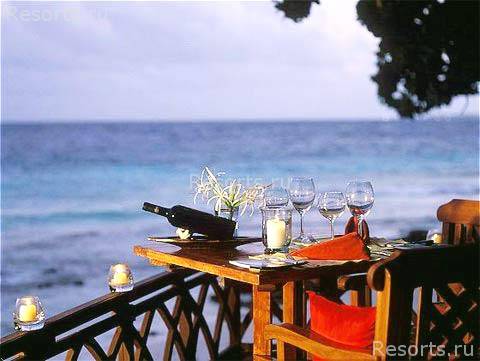 Taj Coral Reef Resort 10
